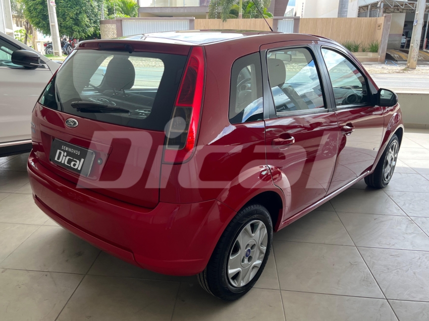 ford fiesta 1.0 rocam hatch 8v flex 4p manual 2014