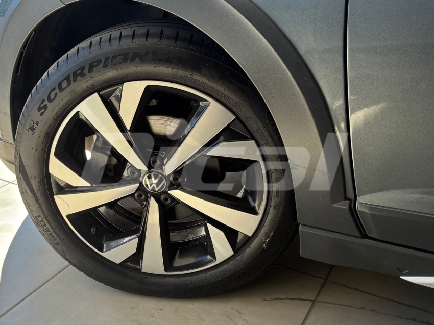 volkswagen nivus 1.0 200 tsi total flex highline automatico 4p 202115
