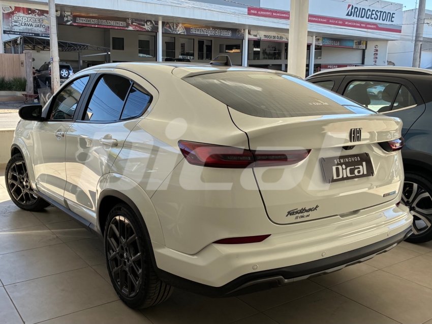 fiat fastback 1.0 turbo 200 hybrid impetus cvt hibrido 4p automatico 20268