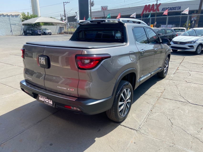 fiat toro 2.0 16v turbo diesel volcano 4wd at9 4p automatico 2021 fiat toro 2.0 16v turbo diesel volcano 4wd at9 4p automatico 2021