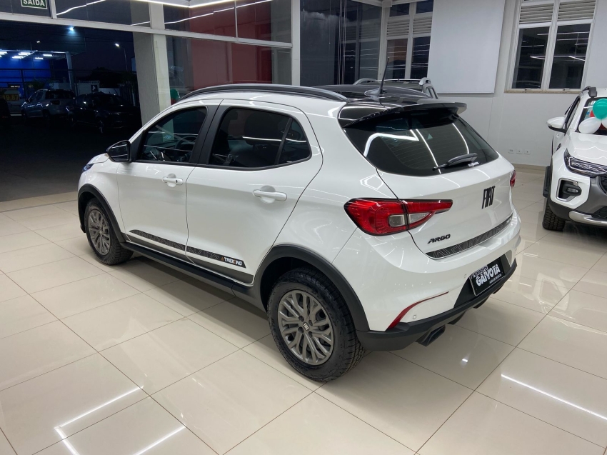 fiat argo 1.3 firefly flex trekking manual 4p 2021 fiat argo 1.3 firefly flex trekking manual 4p 2021
