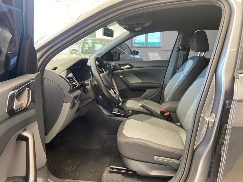 volkswagen t-cross 1.0 200 tsi total flex comfortline automatico 4p 2022 volkswagen t-cross 1.0 200 tsi total flex comfortline automatico 4p 2022