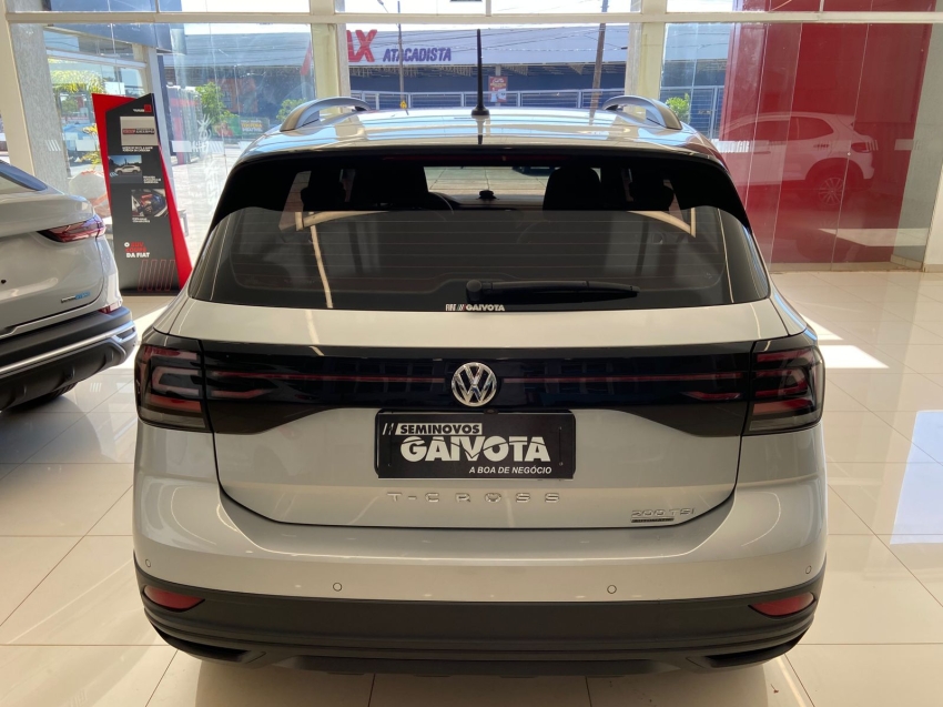 volkswagen t-cross 1.0 200 tsi total flex manual 4p 2020 volkswagen t-cross 1.0 200 tsi total flex manual 4p 2020