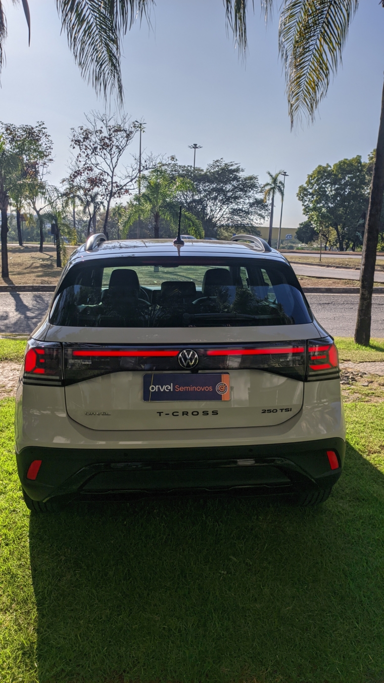 t-cross highline 250 tsi 1.4