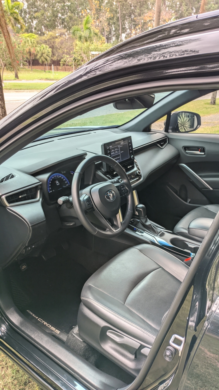corolla cross xre 2.0