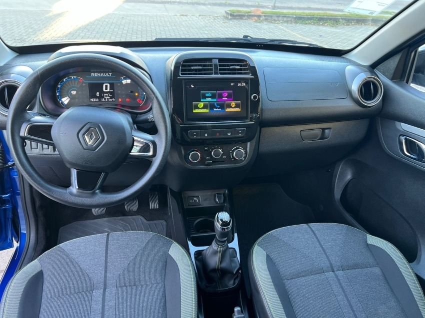 renault kwid outsider