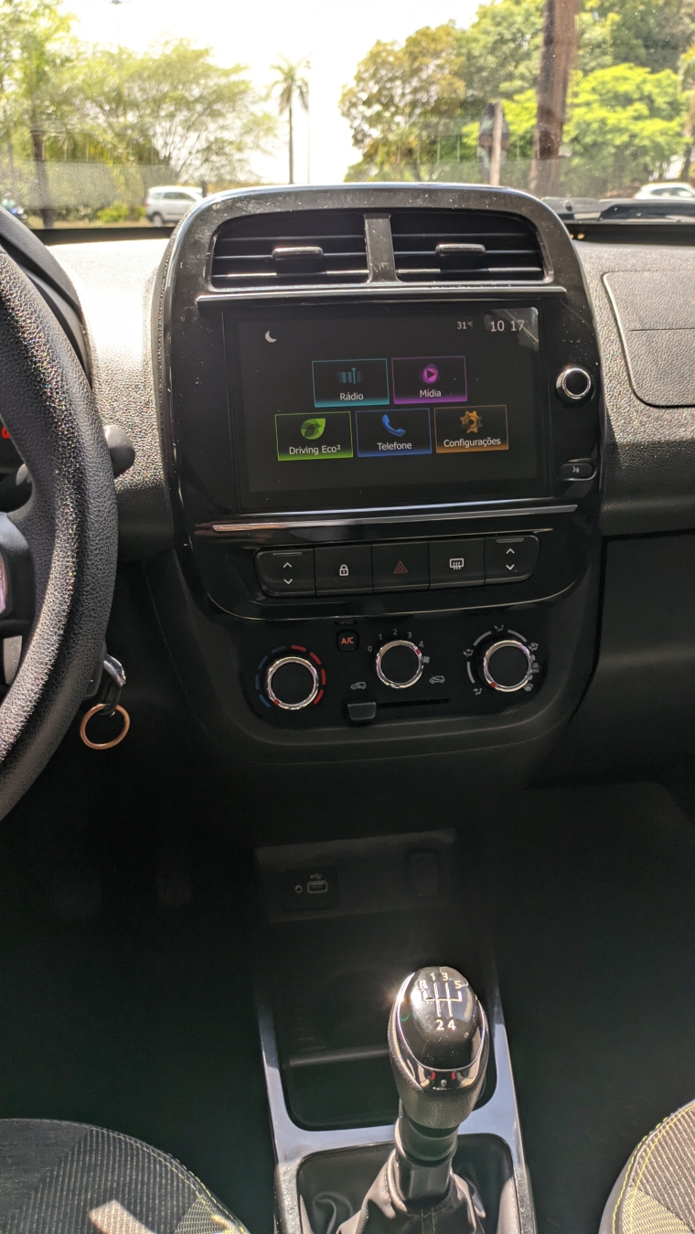 kwid outsider manual