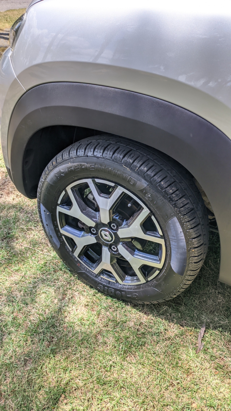 kwid outsider manual