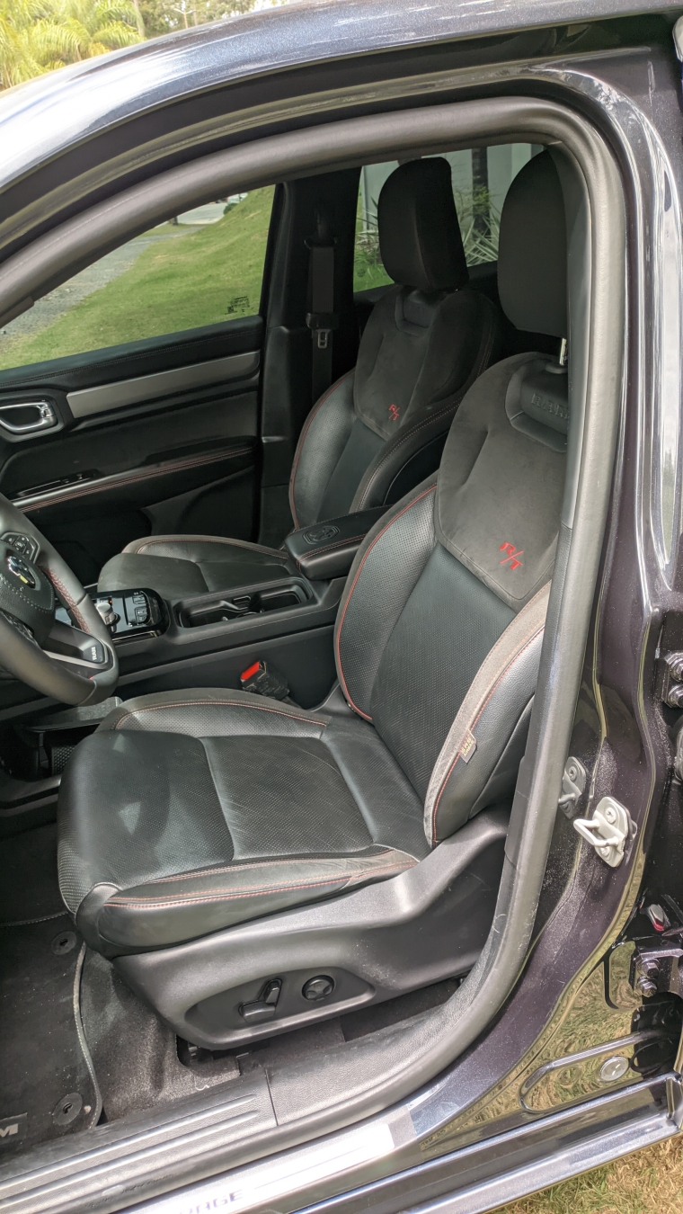 rampage hurricane r/t gasolina12