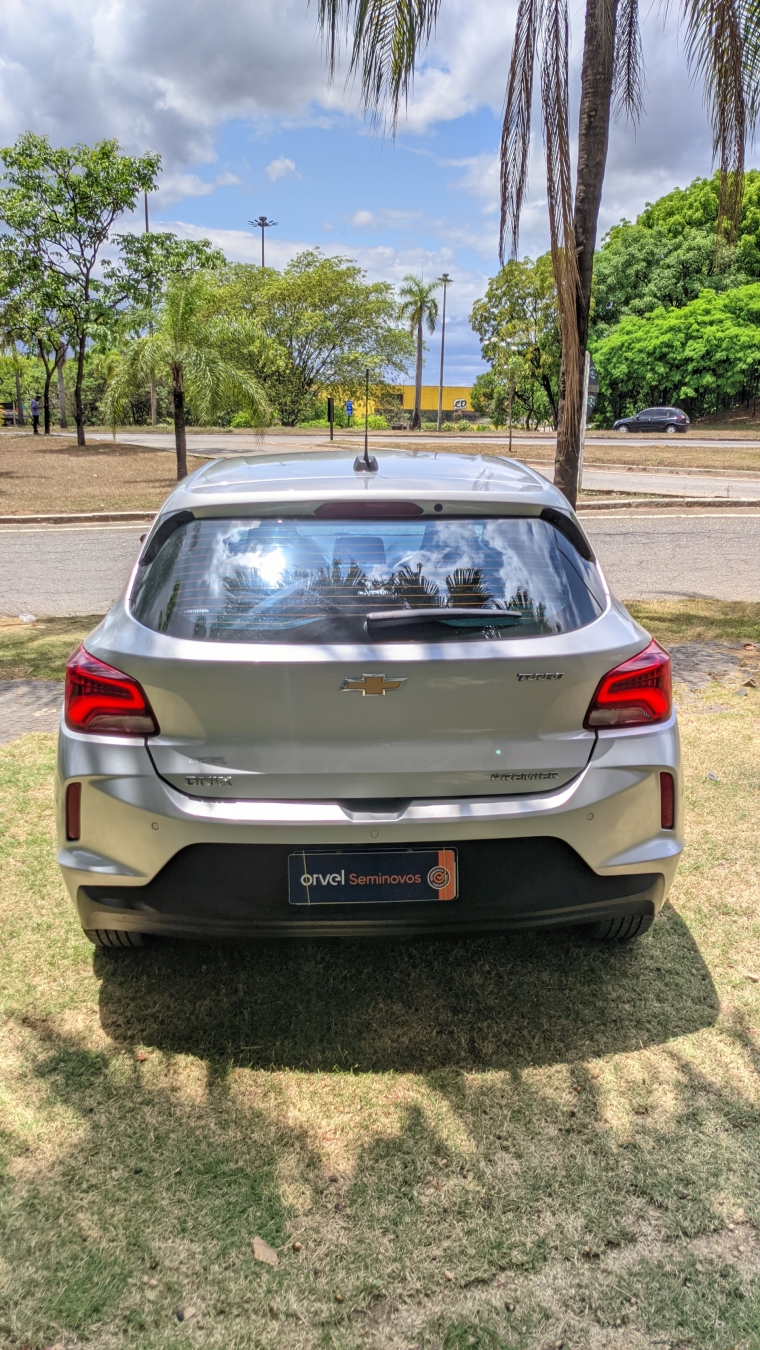 onix premier 1.0 turbo