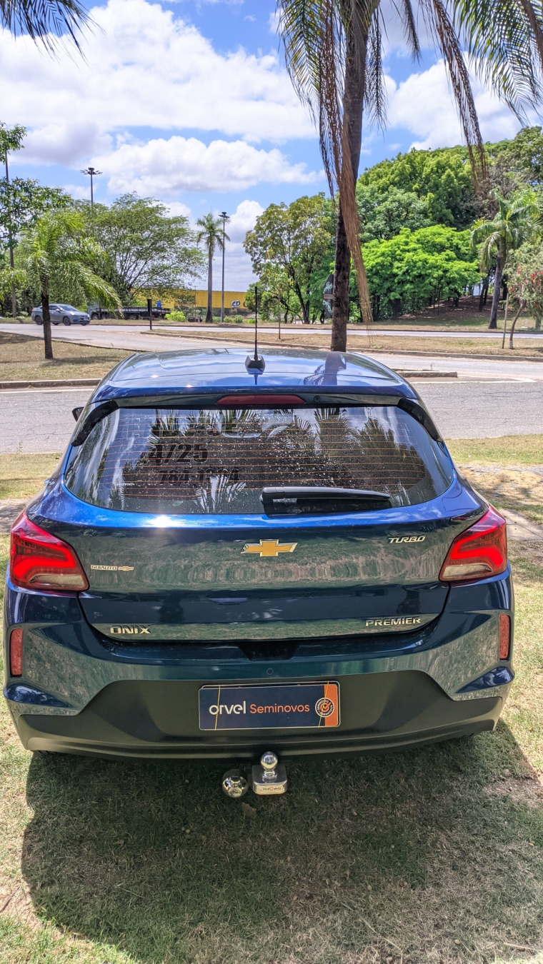 onix premier 1.0 turbo