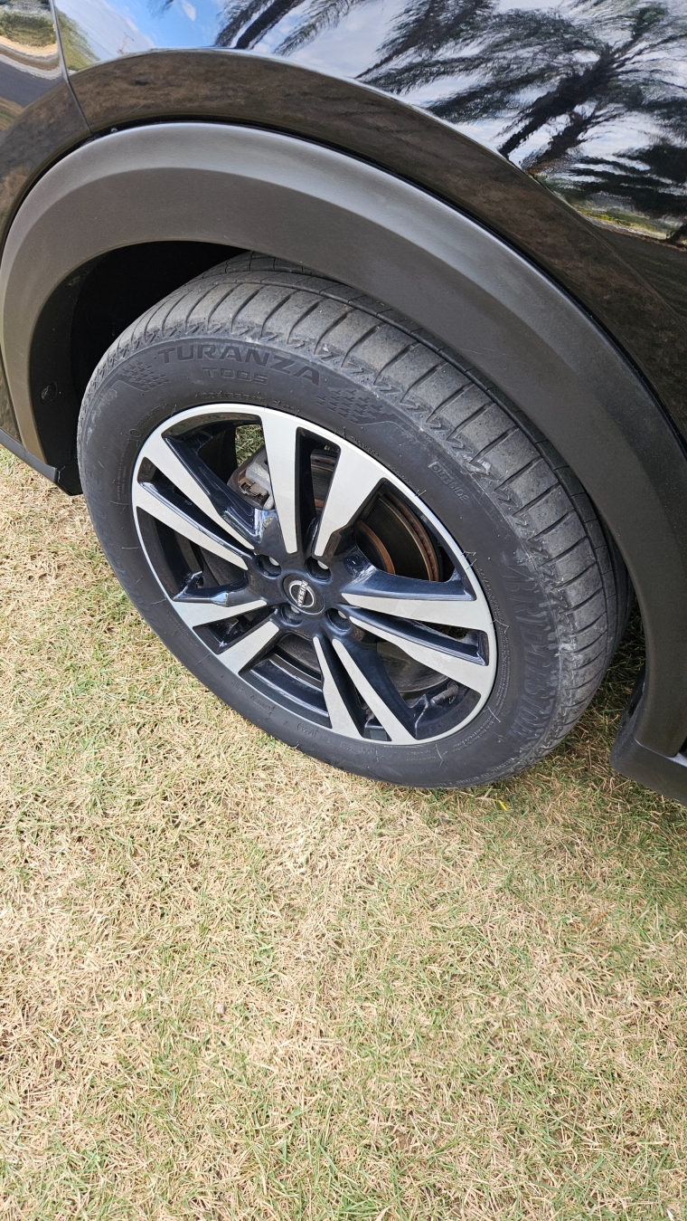 kicks exclusive cvt 1.67