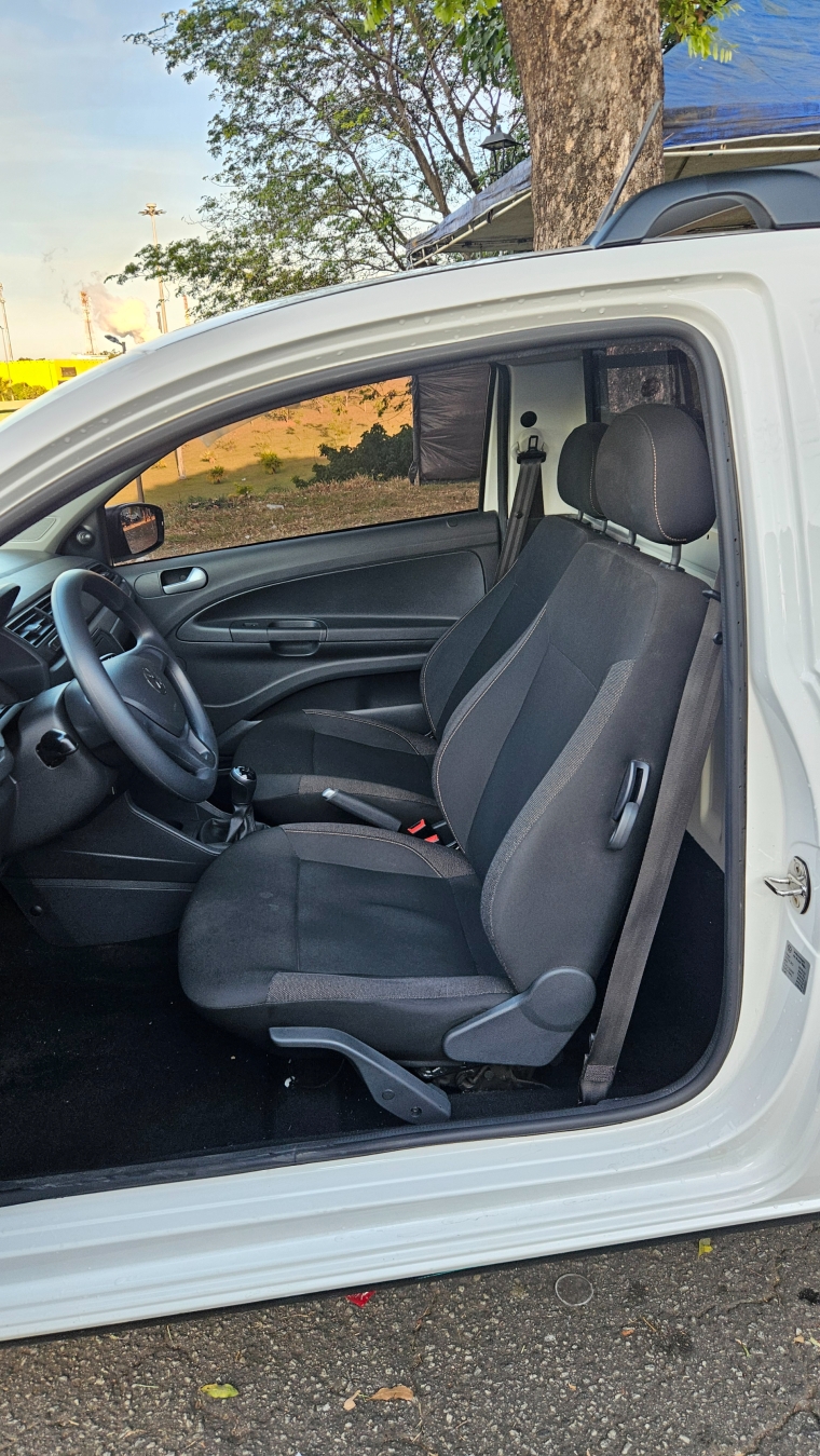 saveiro robust 1.6 cs12