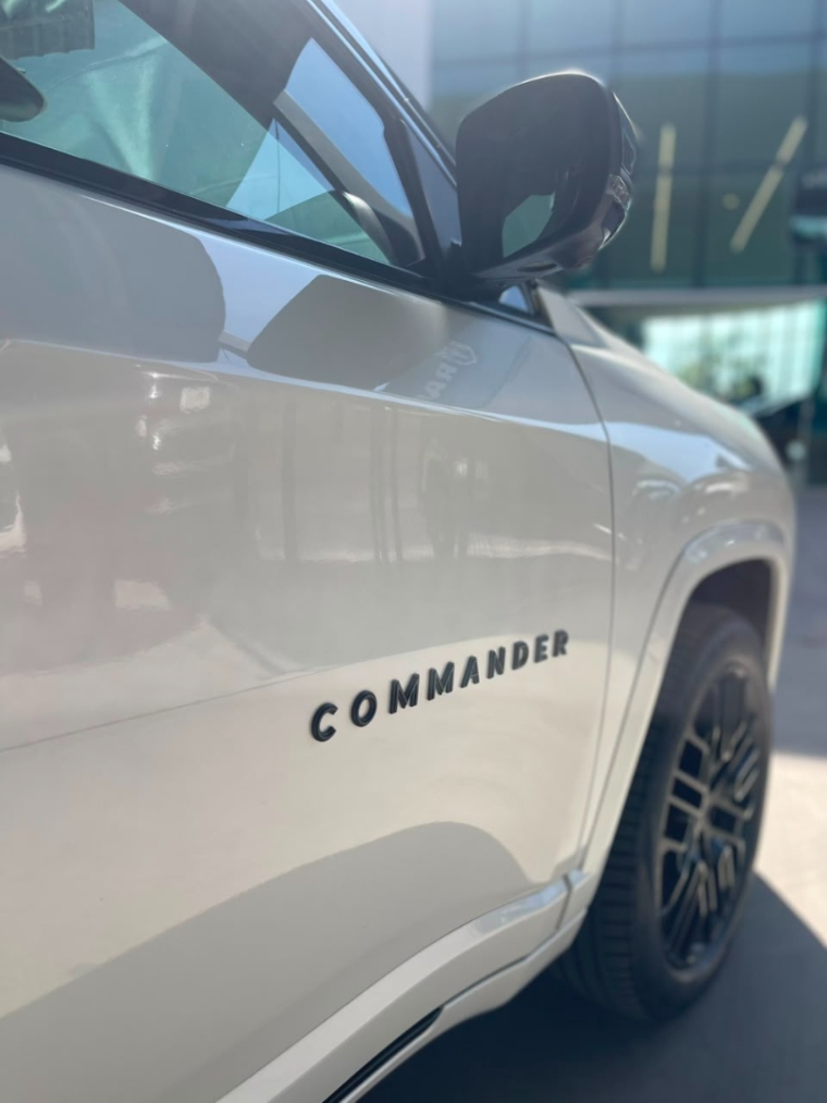 jeep commander 2.0 hurricane 4 turbo gasolina blackhawk at9 1.9 4p automatico 20265