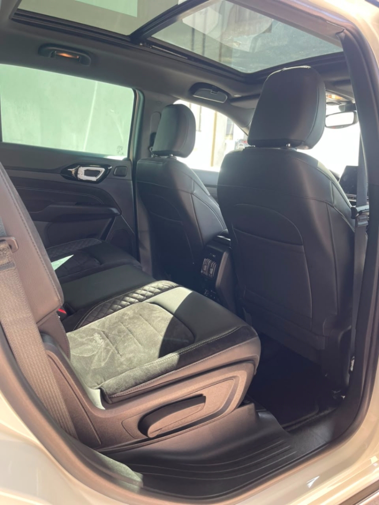 jeep commander 2.0 hurricane 4 turbo gasolina blackhawk at9 1.9 4p automatico 20268