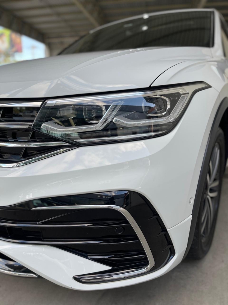 volkswagen tiguan 2.0 300 tsi gasolina allspace r-line automatico 1.9 4p 20251