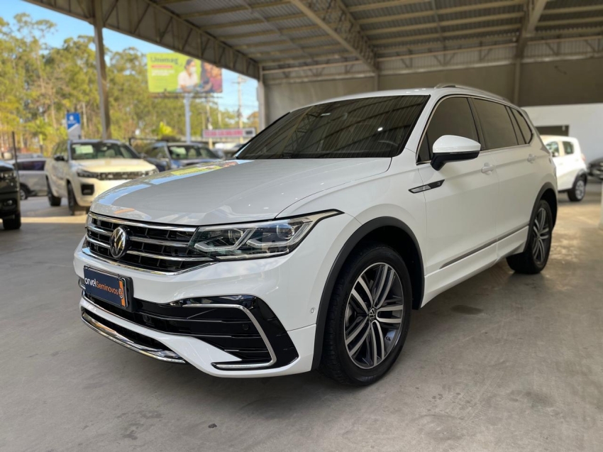 volkswagen tiguan 2.0 300 tsi gasolina allspace r-line automatico 1.9 4p 20255