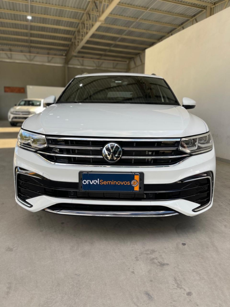 volkswagen tiguan 2.0 300 tsi gasolina allspace r-line automatico 1.9 4p 20252