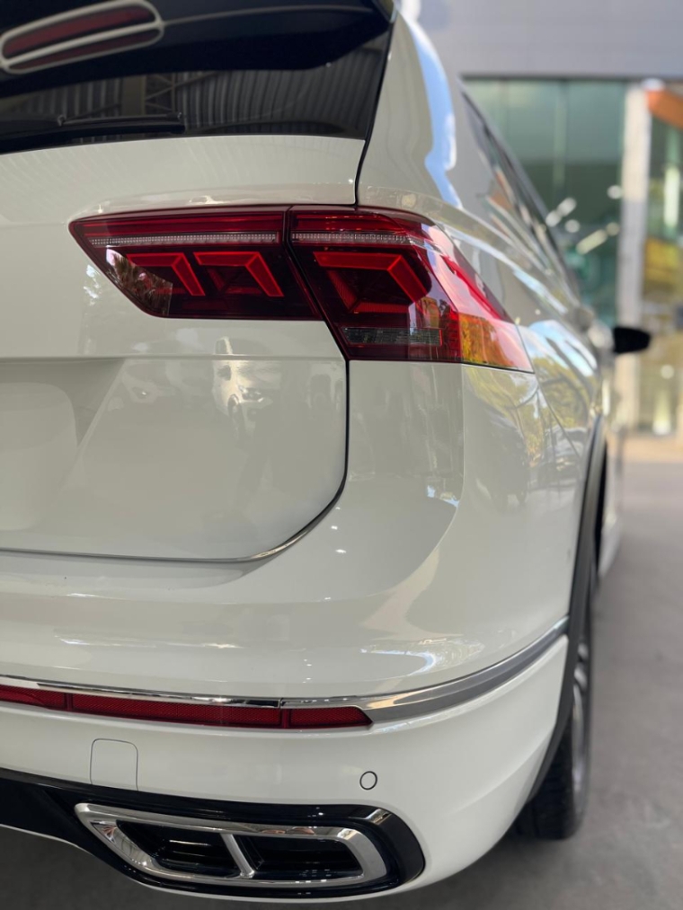 volkswagen tiguan 2.0 300 tsi gasolina allspace r-line automatico 1.9 4p 20254