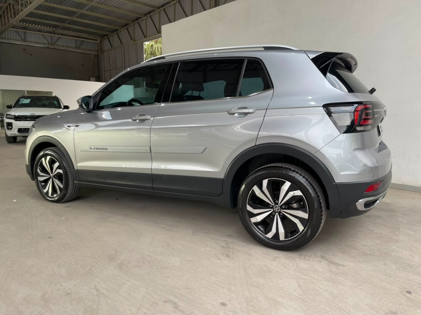 volkswagen t-cross 1.4 250 tsi total flex highline automatico 1.3 4p 20243