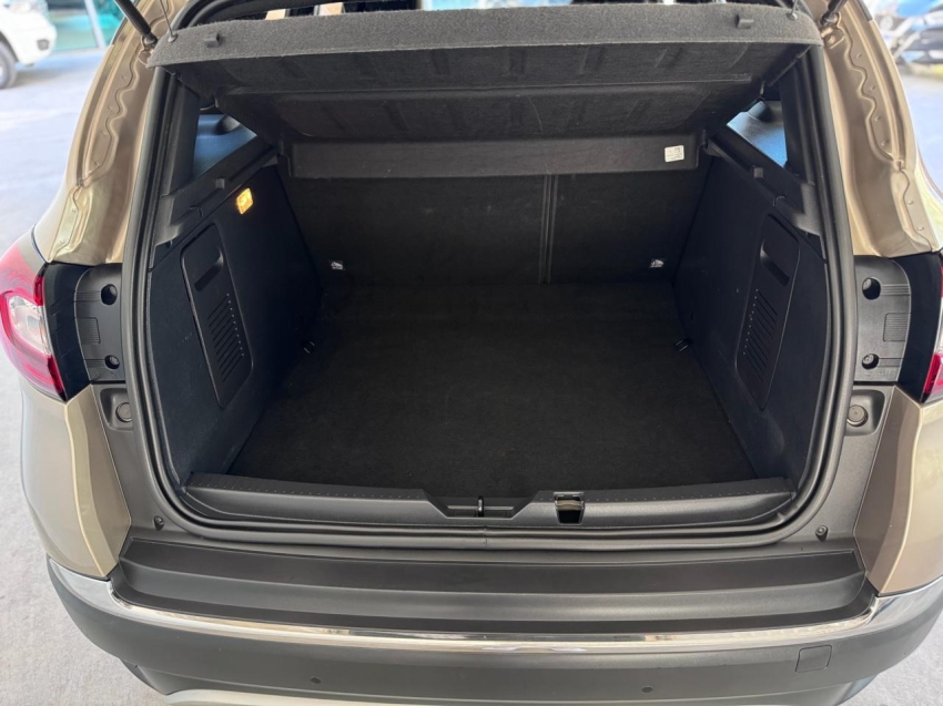 renault captur 1.3 tce flex iconic x-tronic 4p automatico 20228