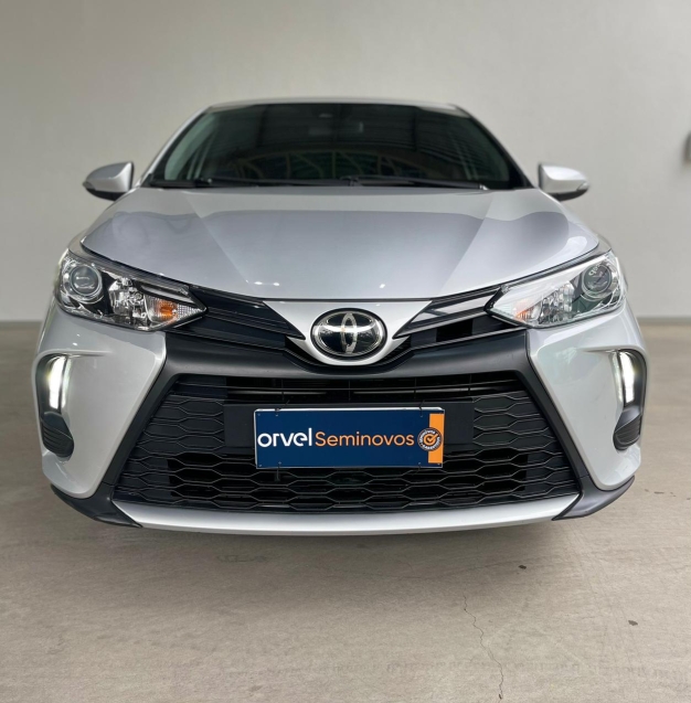 toyota yaris 1.5 16v flex sedan xs multidrive 4p automatico 20242