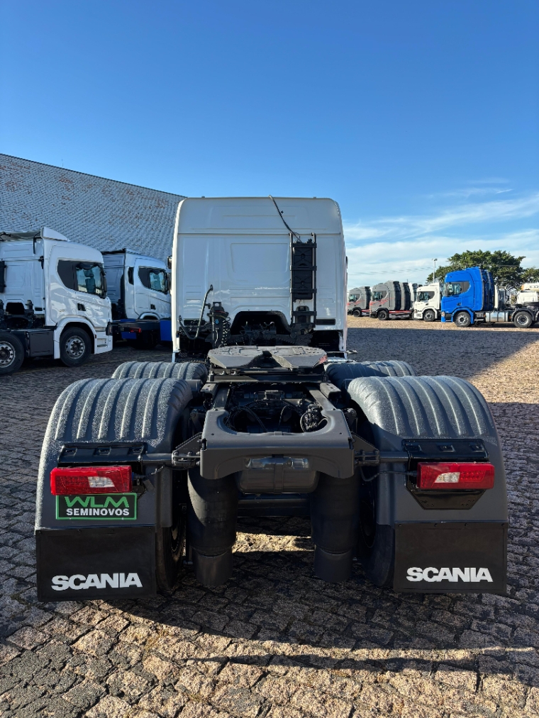 scania p360 6x2 branca retarder