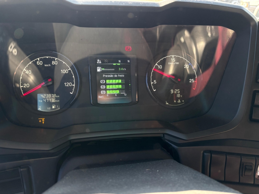scania r450 a6x2 branca retarder