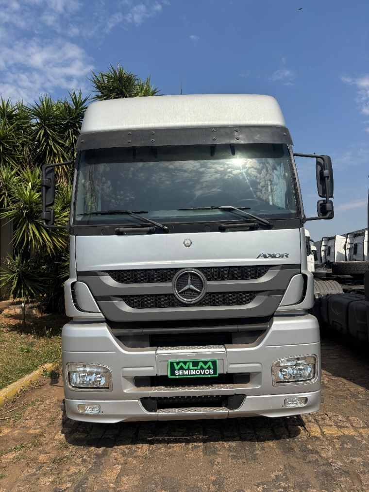mercedes axor 2536 6x2 prata mercedes axor 2536 6x2 prata