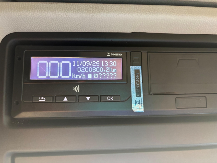 scania r460 super 6x2 dourado12