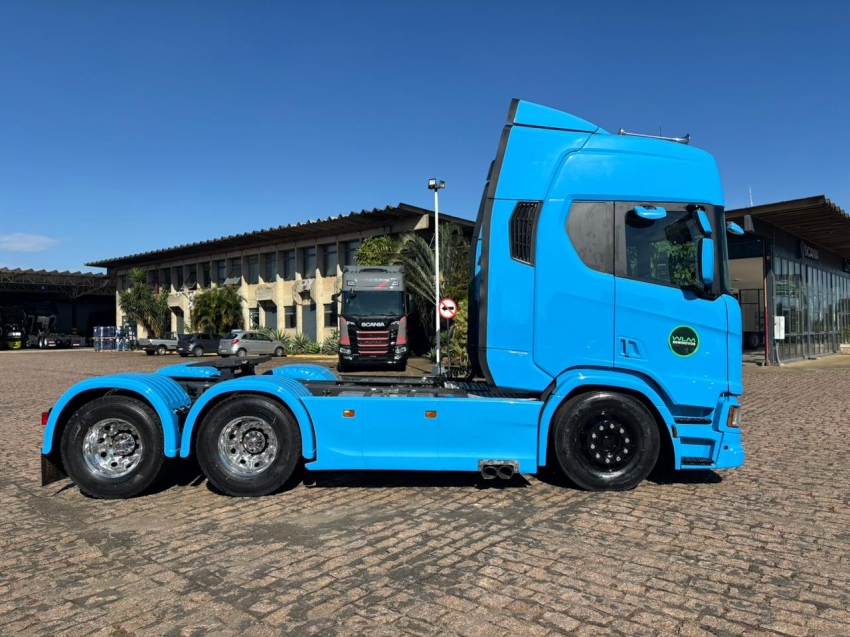 scania r540 6x4 azul4