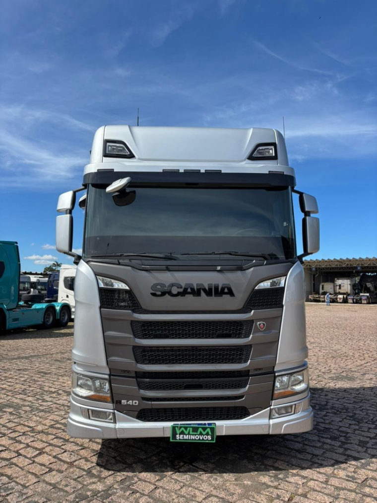 scania r540 a6x4 prata1