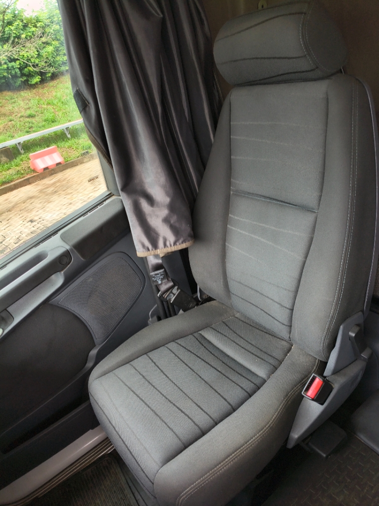 scania	r450 a6x2 branca11