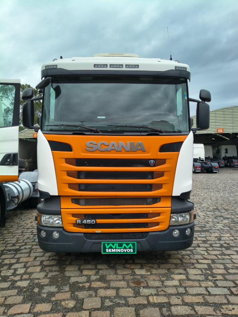 scania	r450 a6x2 branca1