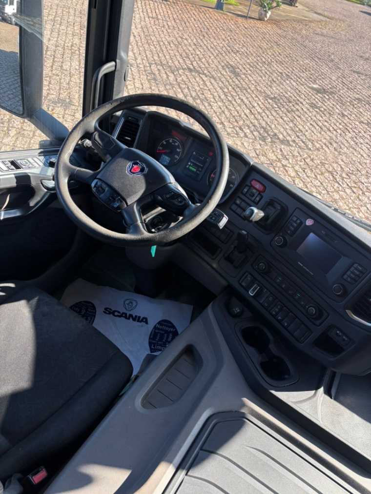 scania p360 a6x210
