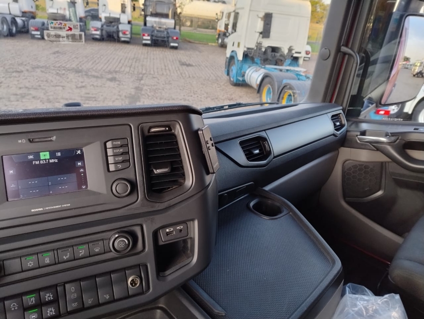 scania r460 a6x2 vermelha6