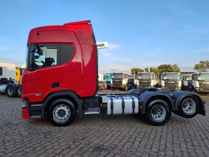 scania r460 a6x2 vermelha4