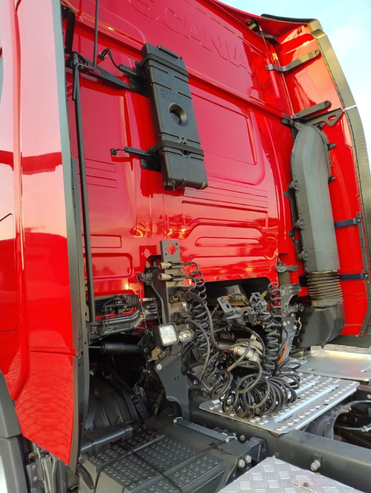 scania r460 a6x2 vermelha11