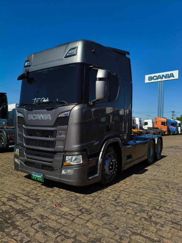scania r 560 a6x4 diesel 2p automatico 20240