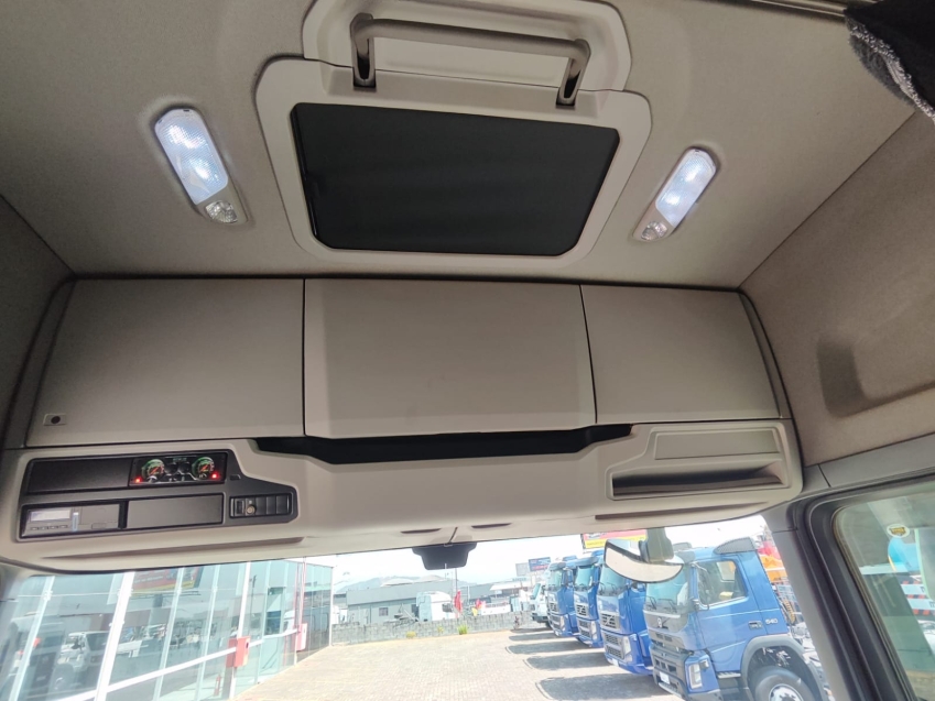 scania r 460 a6x2 diesel 2p automatico 202416