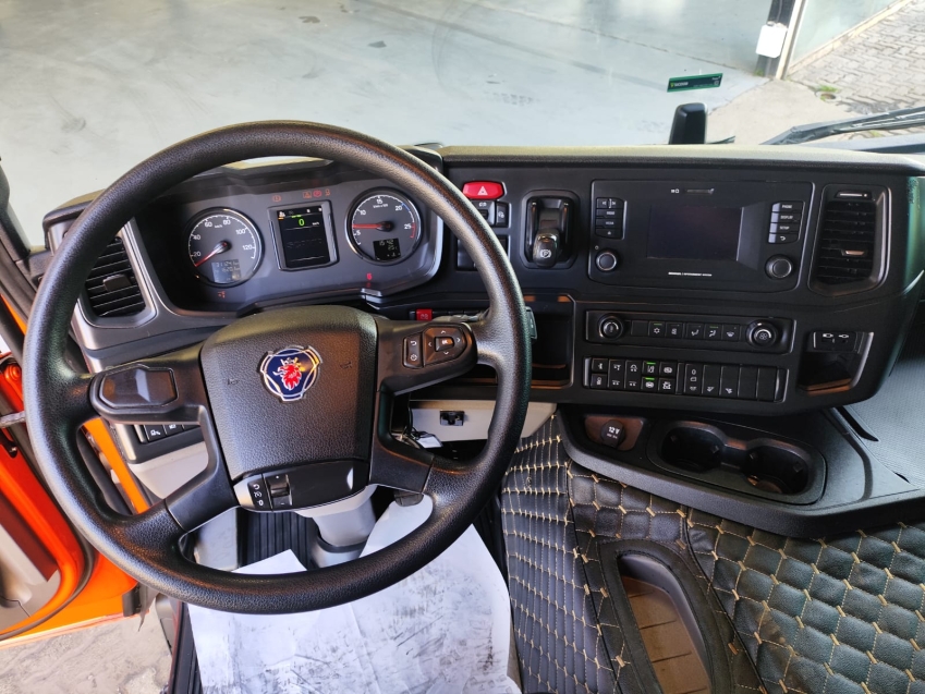 scania p 360 8x2 diesel 2p automatico 202417