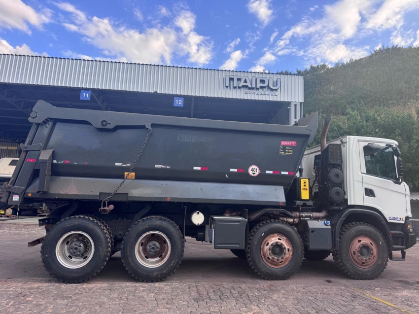 scania g560 xt 8x4 diesel 2p automatico 20247