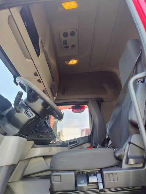 scania r 540 a6x4 diesel 2p automatico 202316