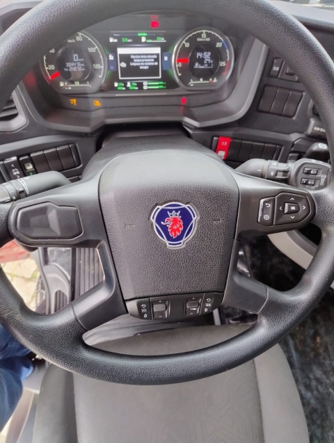 scania r 460 a6x2 diesel 2p automatico 202423