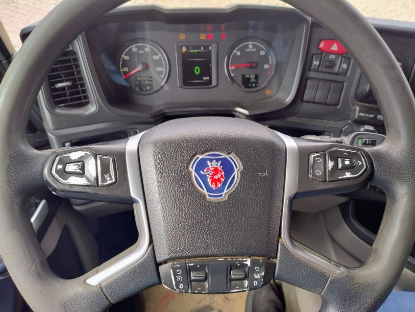 scania r 540 a6x4 xt diesel 2p automatico 202227