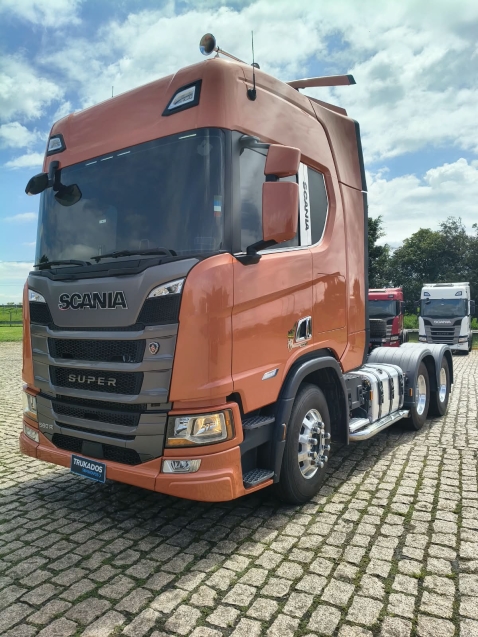 SCANIA R560 A6X42