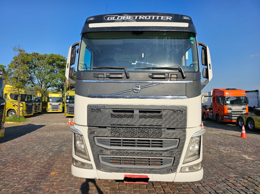 volvo fh 460 8x2t diesel 2p automatico 2018 volvo fh 460 8x2t diesel 2p automatico 2018