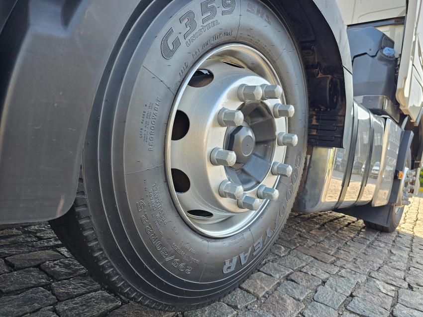 volvo fh 460 8x2t diesel 2p automatico 2018