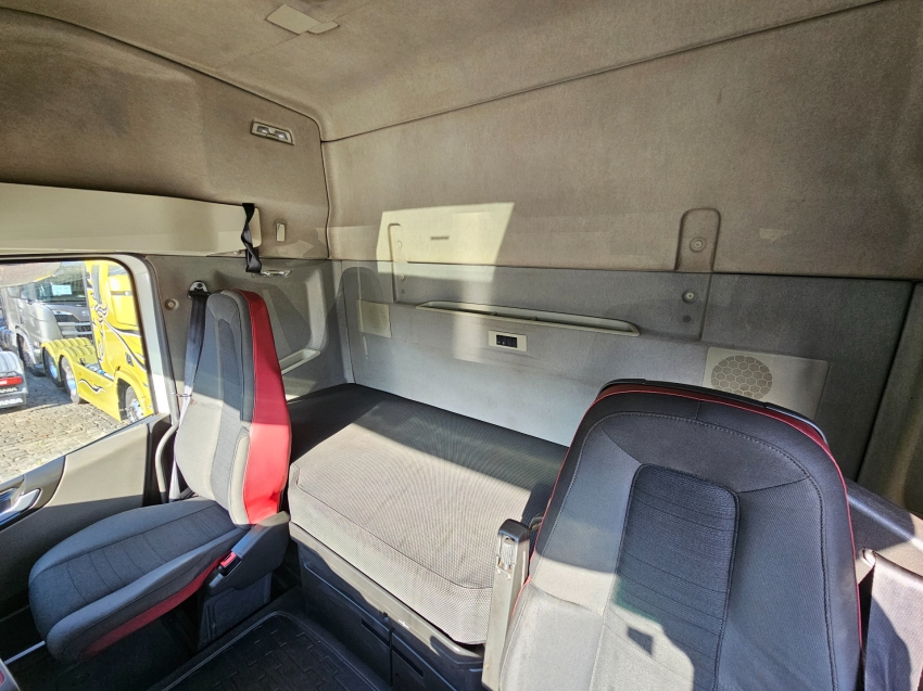 volvo fh 460 8x2t diesel 2p automatico 2018