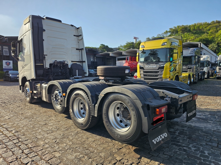 volvo fh 460 8x2t diesel 2p automatico 2018